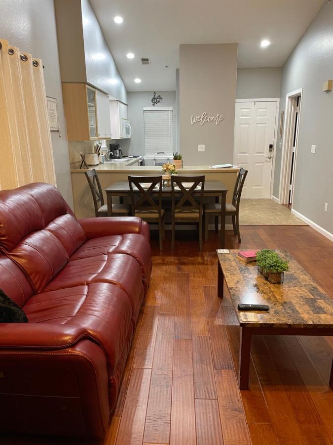 Penthouse Suite At Holiday Hills Book Today Branson Eksteriør billede